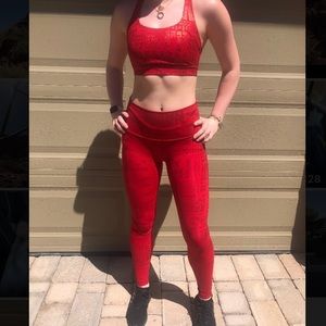 LULU LEMON TWO PEICE SET